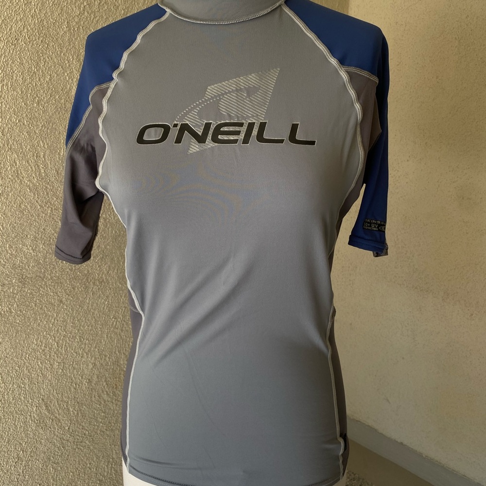 O’Neill workout tank.
